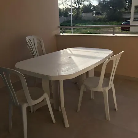 A Ghisonaccia-prunelli * Prunelli-di-Fiumorbo