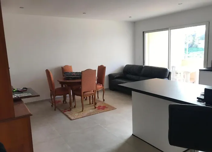 A Ghisonaccia-prunelli