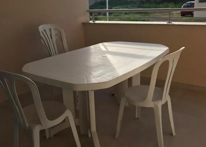 à Ghisonaccia-prunelli * Prunelli-di-Fiumorbo